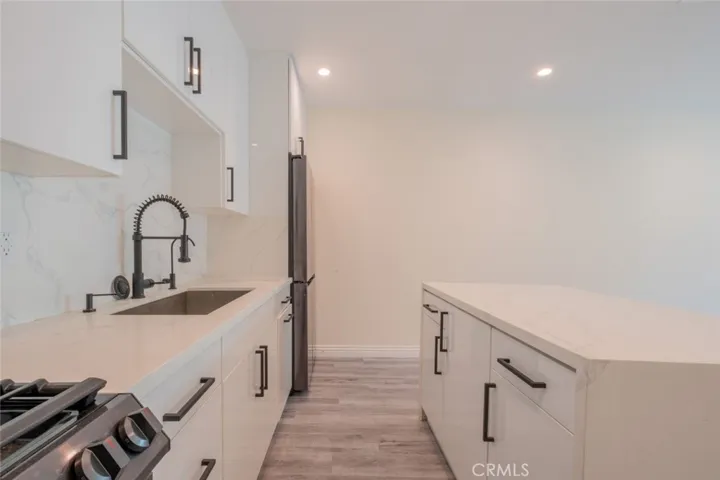 1269 Alameda Avenue A, Glendale, California 91201