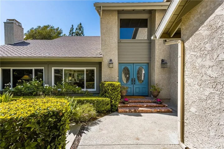 19180 Palm Vista, Yorba Linda, California 92886