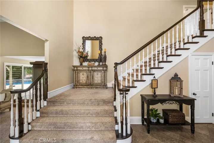 19180 Palm Vista, Yorba Linda, California 92886