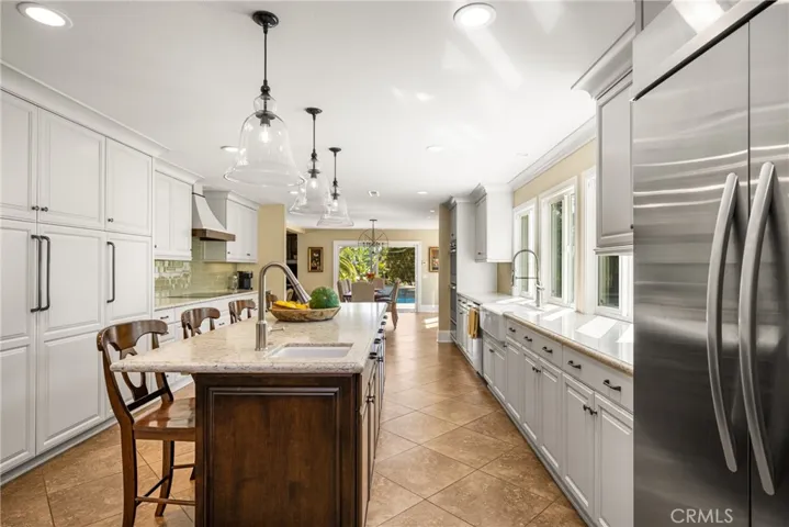 19180 Palm Vista, Yorba Linda, California 92886