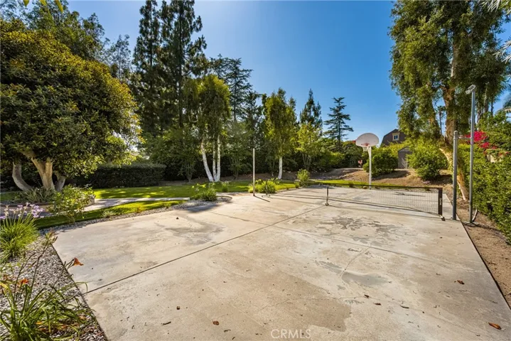 19180 Palm Vista, Yorba Linda, California 92886