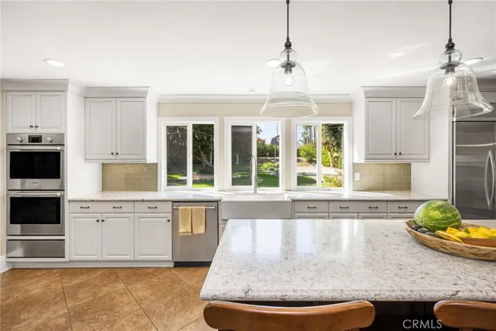 19180 Palm Vista, Yorba Linda, California 92886