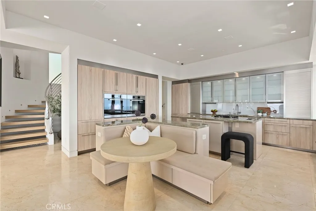 900 Gainsborough Drive, Laguna Beach, California 92651 home-pic-29