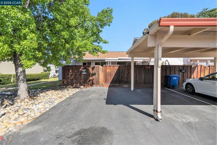 1896 Lynwood Dr E, Concord, California 94519