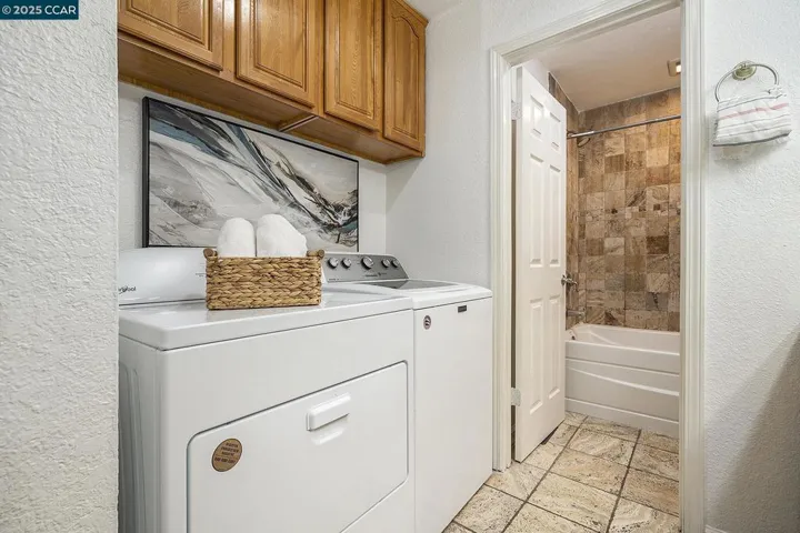 1896 Lynwood Dr E, Concord, California 94519