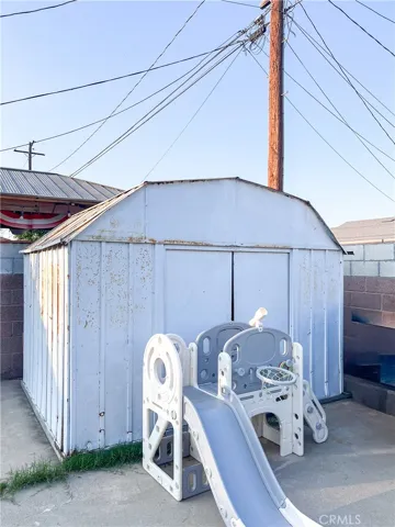 Shed