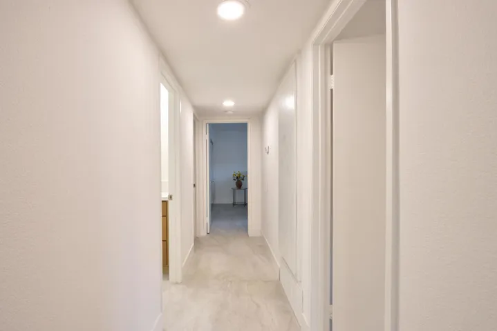 20-Hallway