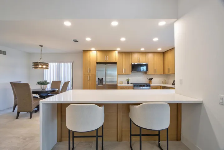 17-Kitchen