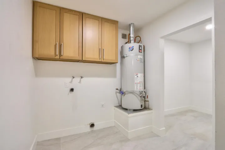 31-Laundry-Room