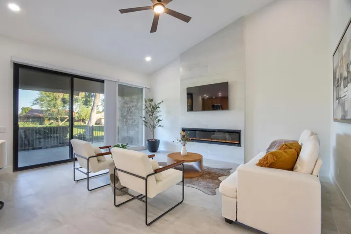7-Living-Room