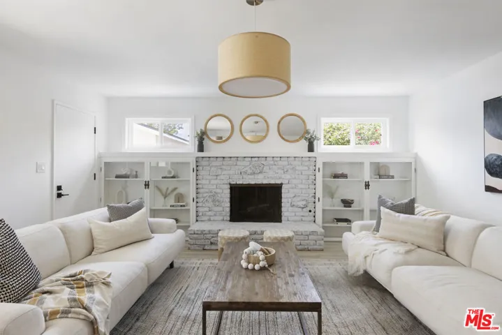 21109 Longworth Avenue, Lakewood, California 90715