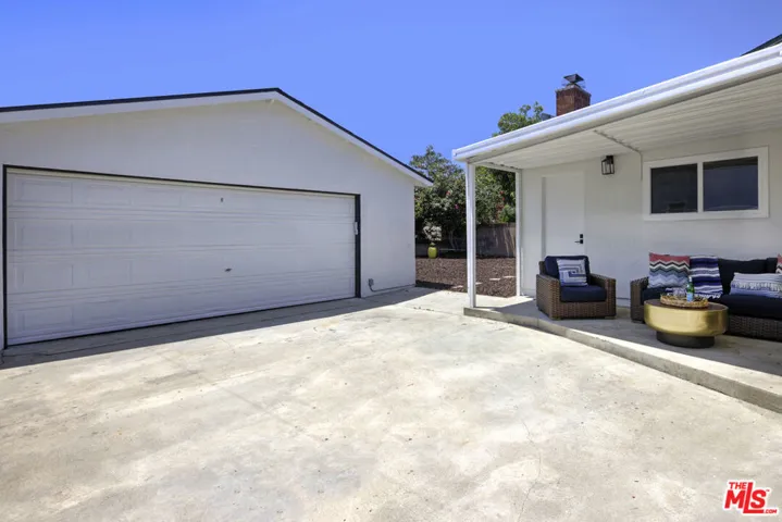 21109 Longworth Avenue, Lakewood, California 90715