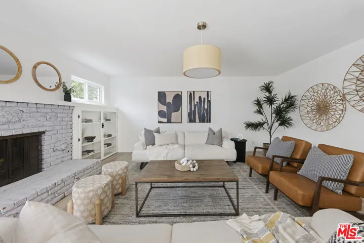 21109 Longworth Avenue, Lakewood, California 90715