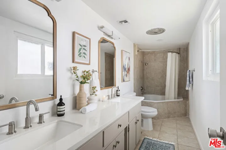 21109 Longworth Avenue, Lakewood, California 90715
