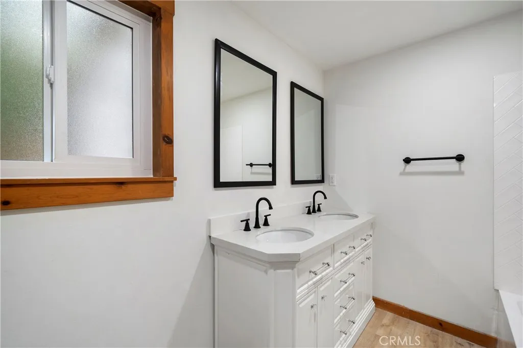814 Glen View Lane, Twin Peaks, California 92391 home-pic-15