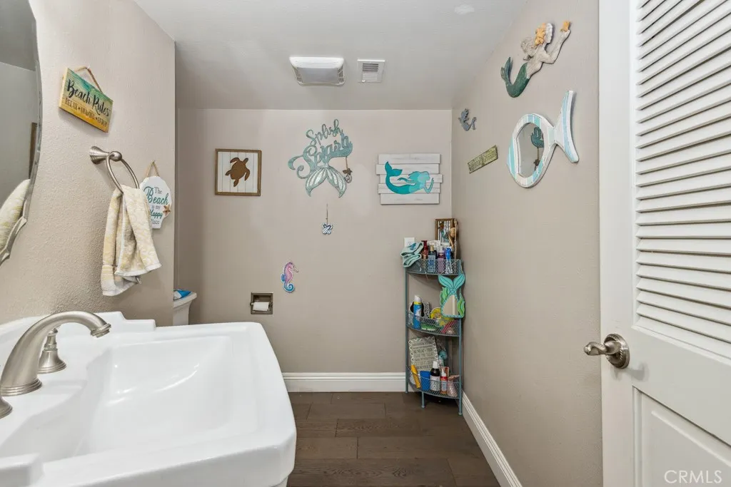 748 S Walnut Avenue, San Dimas, California 91773 home-pic-23
