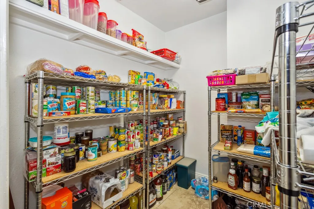 748 S Walnut Avenue, San Dimas, California 91773 home-pic-22