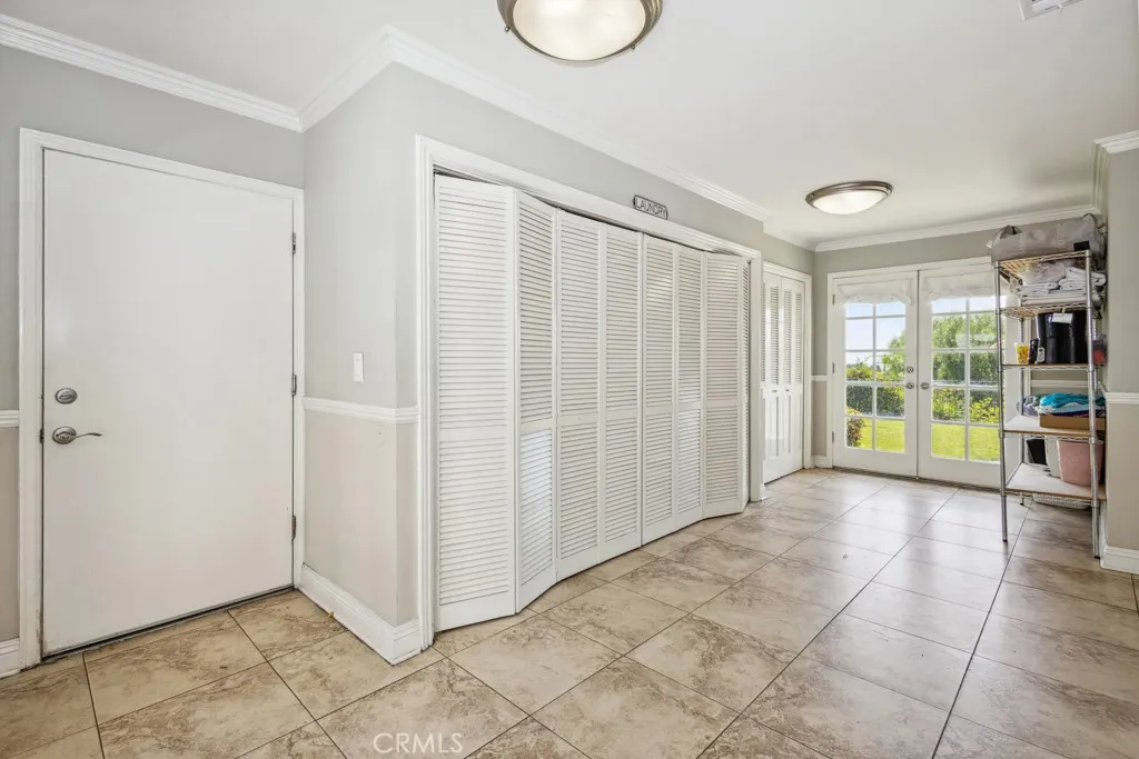 748 S Walnut Avenue, San Dimas, California 91773 home-pic-25