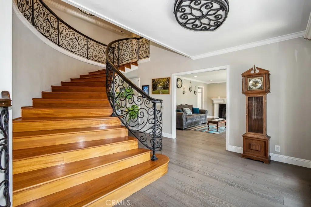 748 S Walnut Avenue, San Dimas, California 91773 home-pic-6