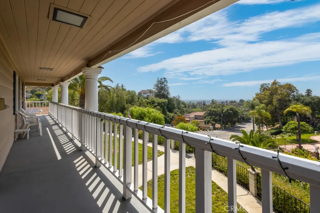 748 S Walnut Avenue, San Dimas, California 91773 home-pic-40