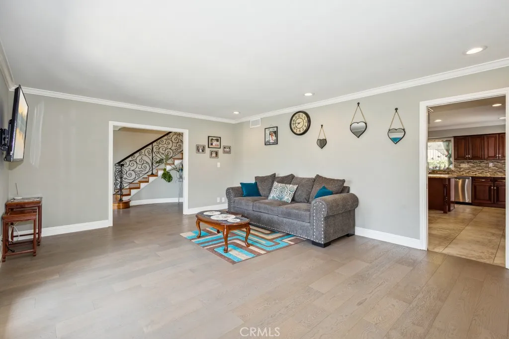 748 S Walnut Avenue, San Dimas, California 91773 home-pic-8