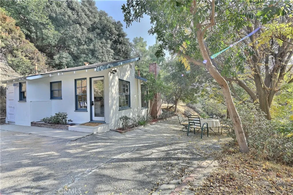 330 N Madison Avenue, Monrovia, California 91016 home-pic-26
