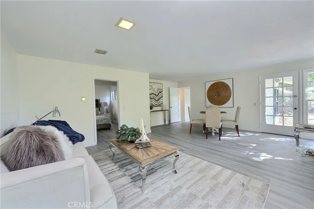 330 N Madison Avenue, Monrovia, California 91016 home-pic-7
