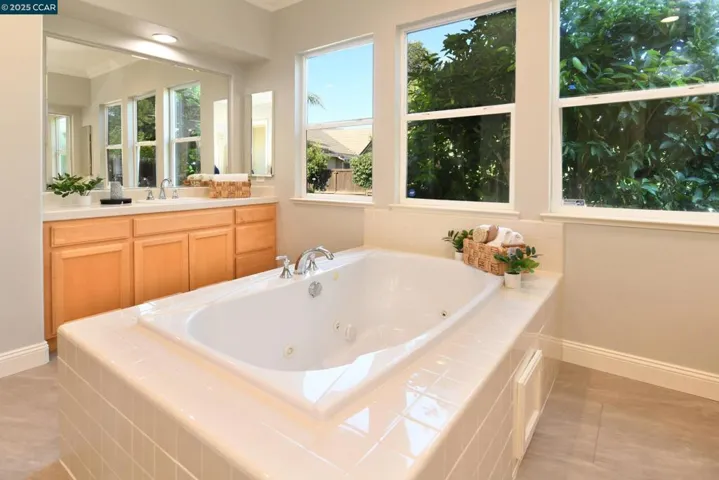 2332 Windy Springs Ln, Brentwood, California 94513