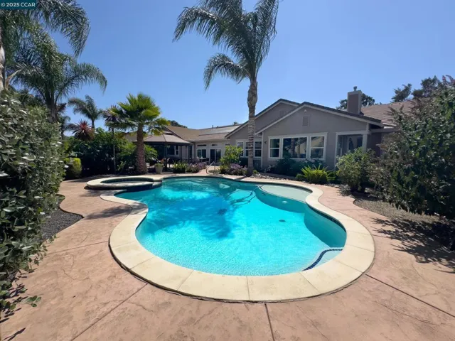 2332 Windy Springs Ln, Brentwood, California 94513