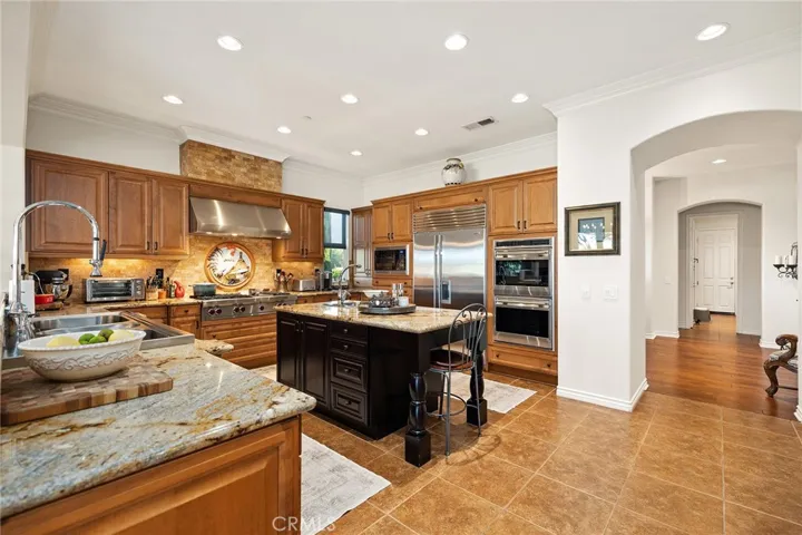 Spacious Gourmet Kitchen