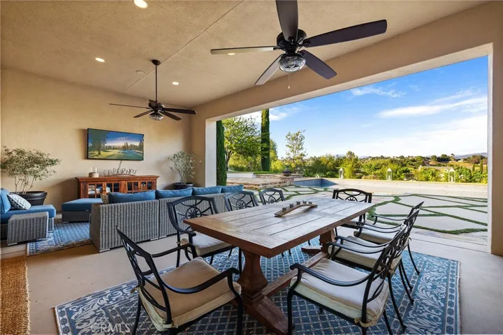 Huge covered patio facing the western views, protected from the easterly winds!