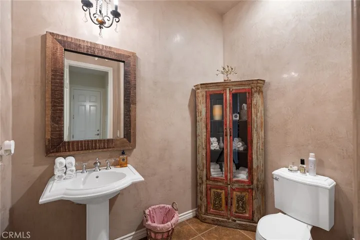 Powder Room near Kitchen