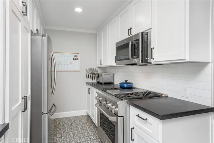 109 Via Ardilla, Palos Verdes Estates, California 90274