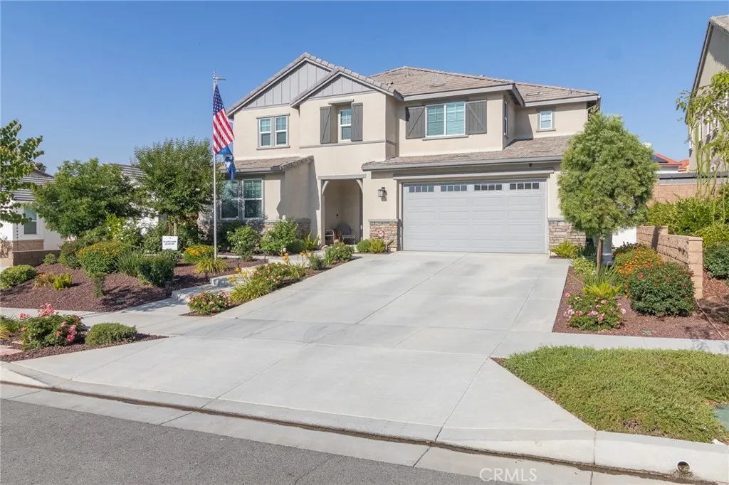 1827 Montecito Lane, Redlands, California 92374 home-pic-2