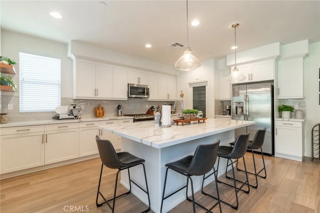 1827 Montecito Lane, Redlands, California 92374 home-pic-14