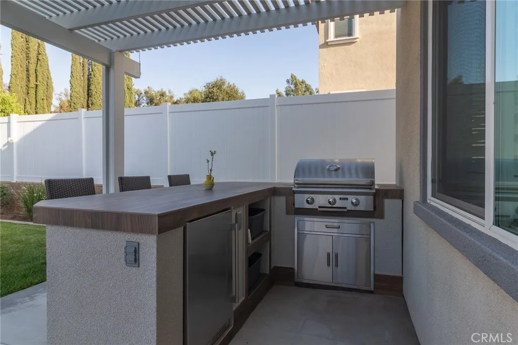 1827 Montecito Lane, Redlands, California 92374 home-pic-46