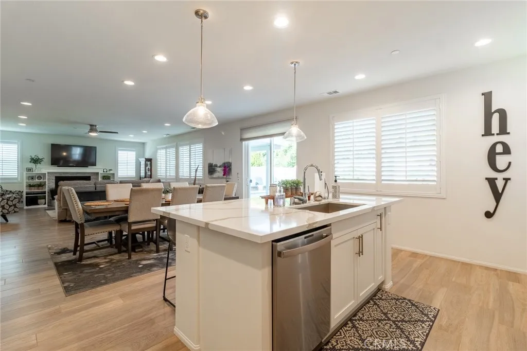 1827 Montecito Lane, Redlands, California 92374 home-pic-15