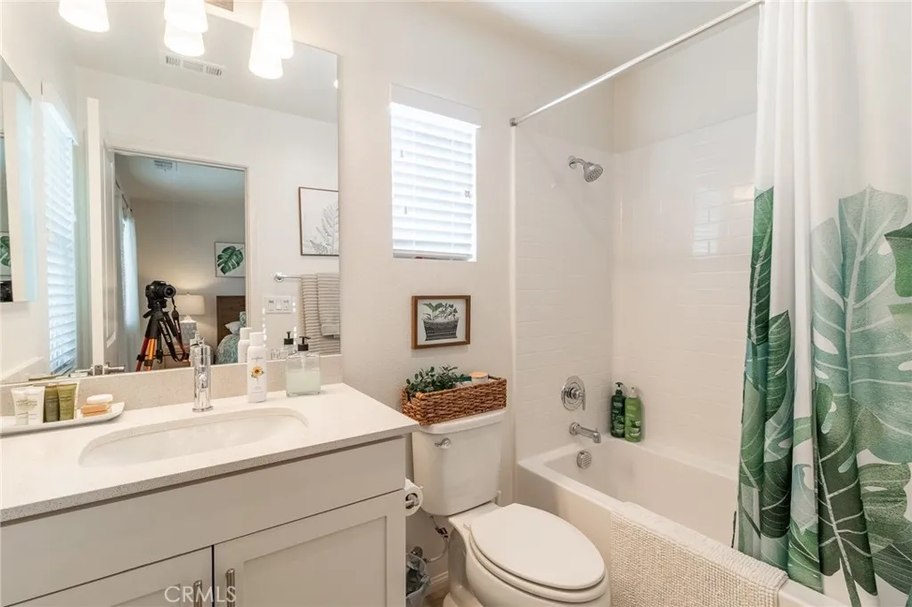 1827 Montecito Lane, Redlands, California 92374 home-pic-33