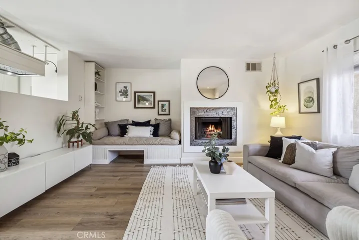 1418 E Florida Street 6, Long Beach, California 90802