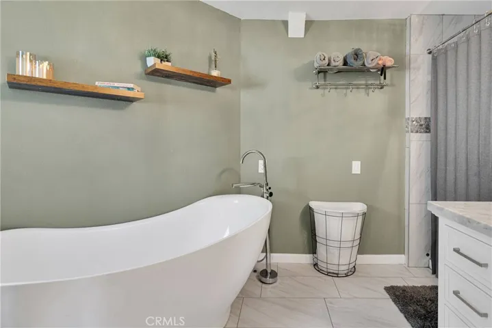 20683 Waalew Spc B54 Road B54, Apple Valley, California 92307