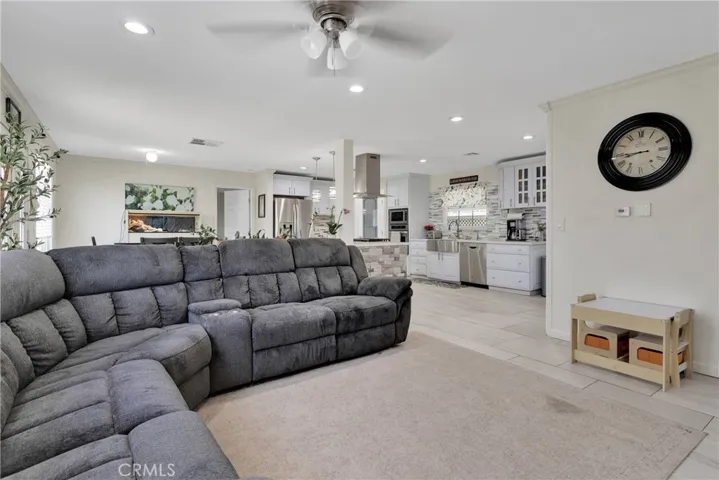 20683 Waalew Spc B54 Road B54, Apple Valley, California 92307