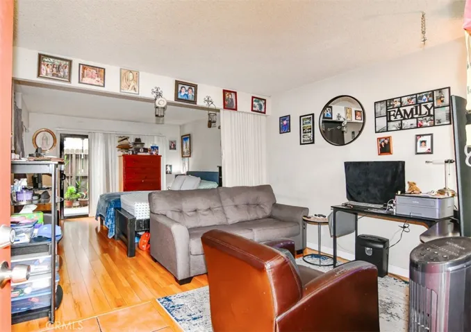 1636 E 6th Street, Santa Ana, California 92701