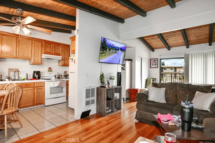 1636 E 6th Street, Santa Ana, California 92701