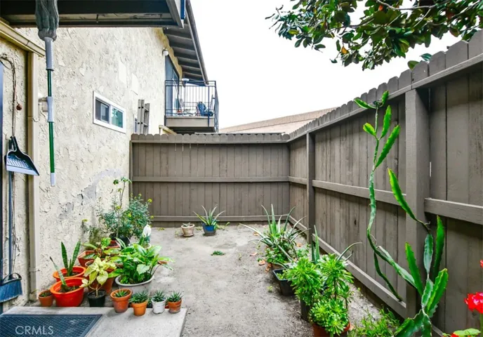 1636 E 6th Street, Santa Ana, California 92701