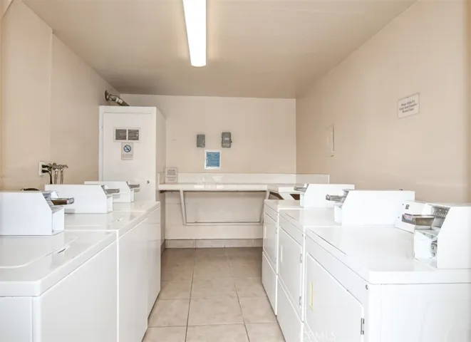 1636 E 6th Street, Santa Ana, California 92701