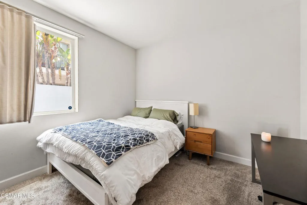 10878 Bloomfield Street 107, Toluca Lake, California 91602 home-pic-13