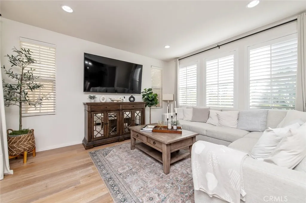 410 N Tapia Lane, Brea, California 92821 home-pic-8