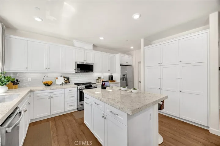 18361 Iris Lane, Yorba Linda, California 92886