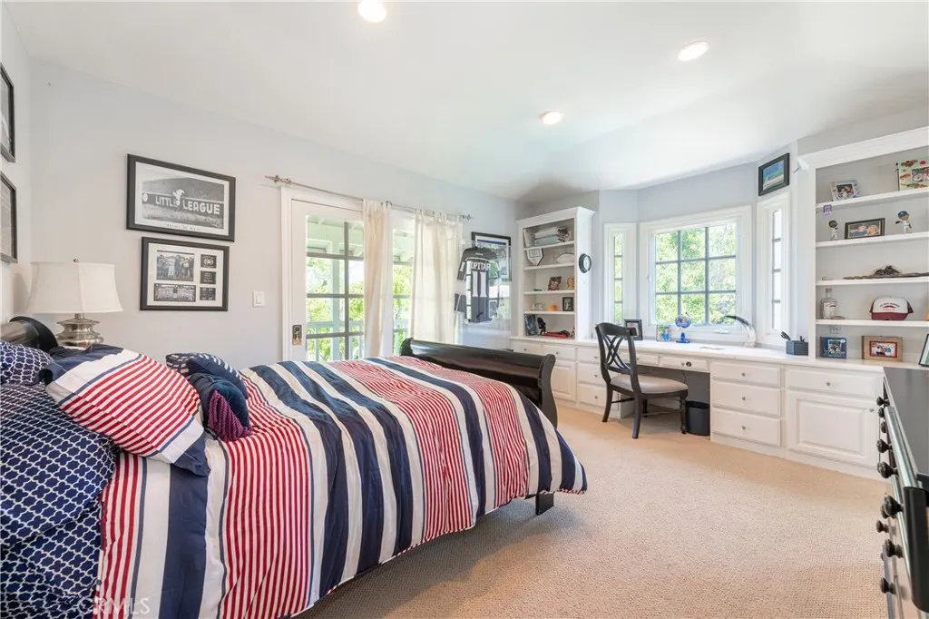 3541 Westfall Drive, Encino, California 91436 home-pic-30