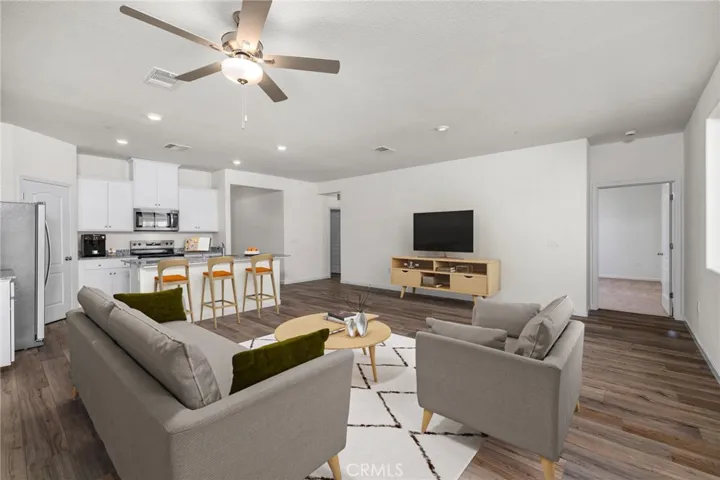 14826 Indigo Road, Apple Valley, California 92307